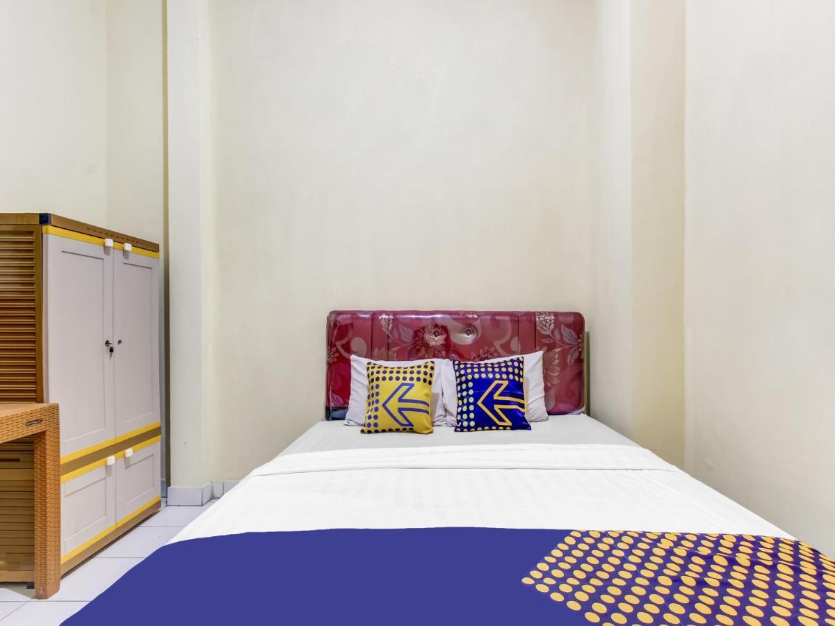 Oyo Life 91374 Asia Stay Semarang Syariah Ngoại thất bức ảnh